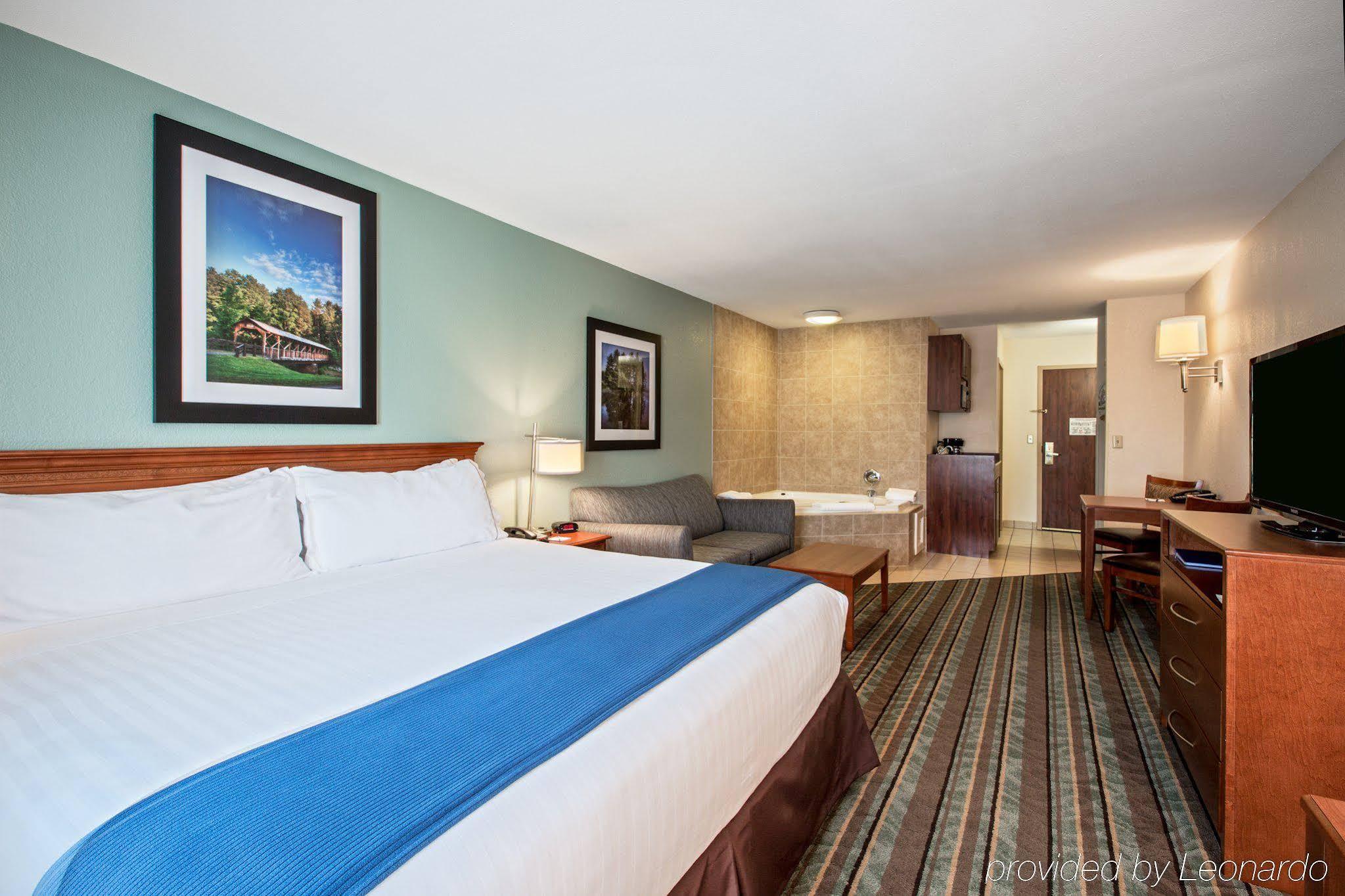 Holiday Inn Express & Suites Salamanca, An Ihg Hotel Dış mekan fotoğraf