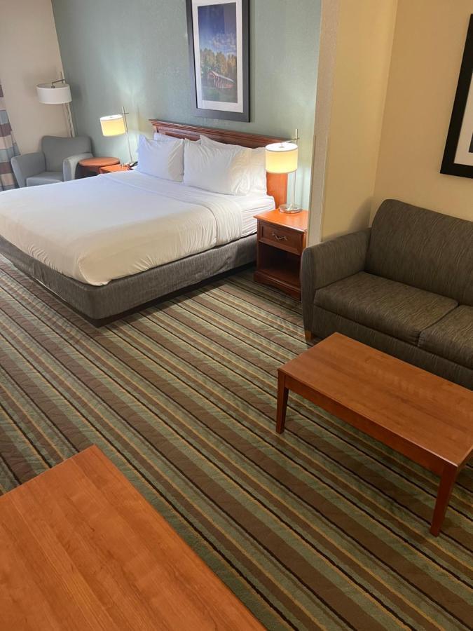 Holiday Inn Express & Suites Salamanca, An Ihg Hotel Dış mekan fotoğraf